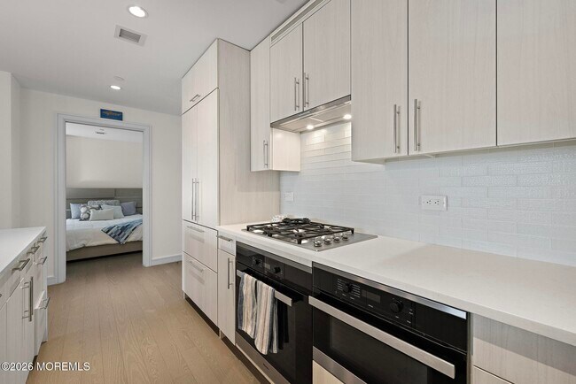 Building Photo - 15 Morris Ave