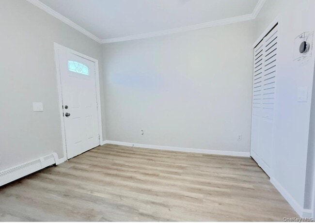 Building Photo - 621 2nd St