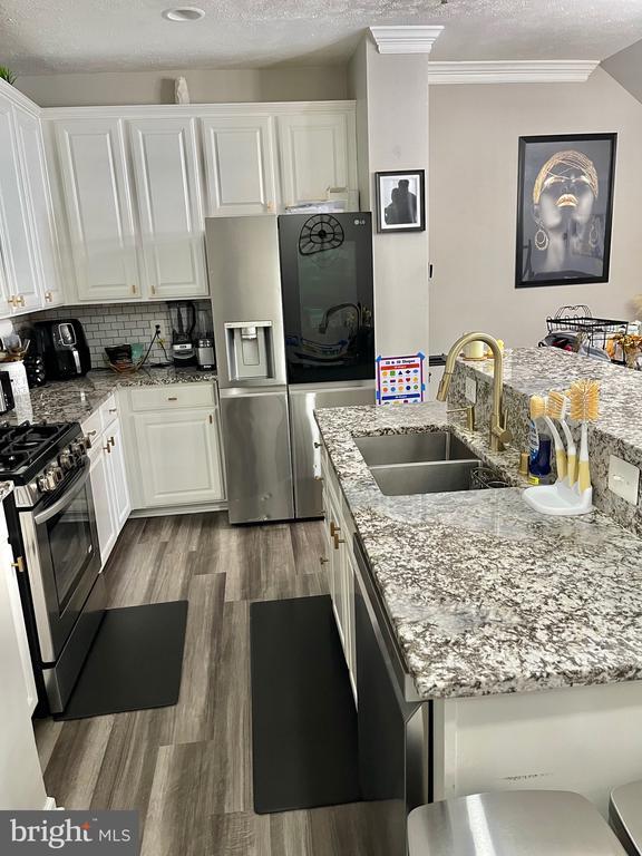 Building Photo - 12310 Rollys Ridge Ave