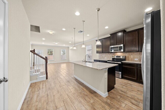 Building Photo - 13207 Frio Parke