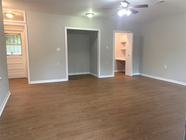 Building Photo - 4423 Warm Springs Rd