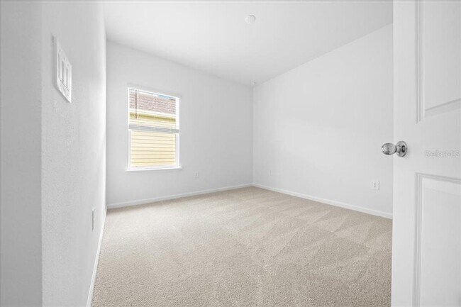 Building Photo - 6596 SW 89th Ln