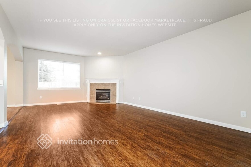 Building Photo - 20109 94th Ave E