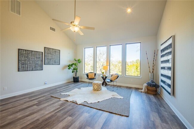 Building Photo - 1329 Deering Creek Dr