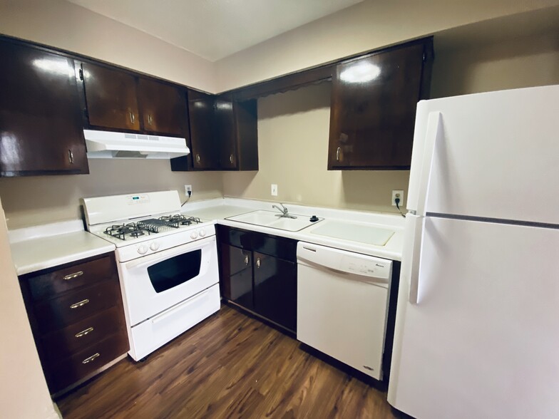 New Appliances - Governors Court