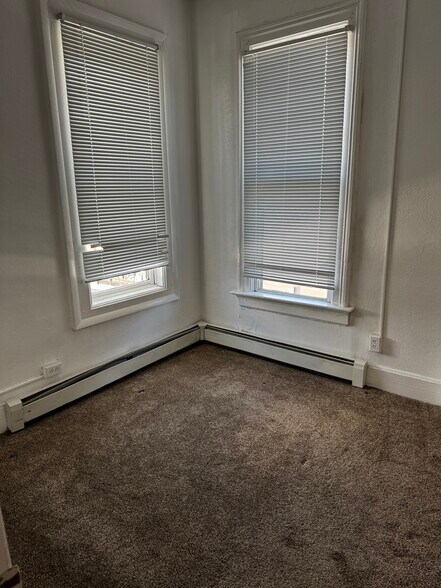 Building Photo - 1213 Lipan St