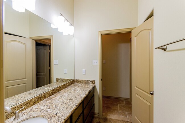 Building Photo - 25010 Florina Ranch Dr