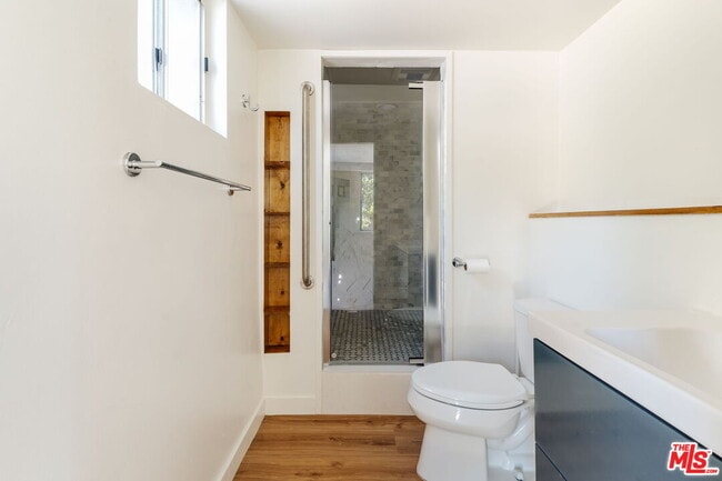 Building Photo - 1428 Holbrook St