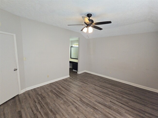 Building Photo - 10935 Indian Vista Dr