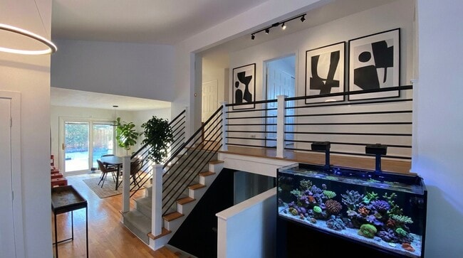 Building Photo - 7258 N Crawford Ave