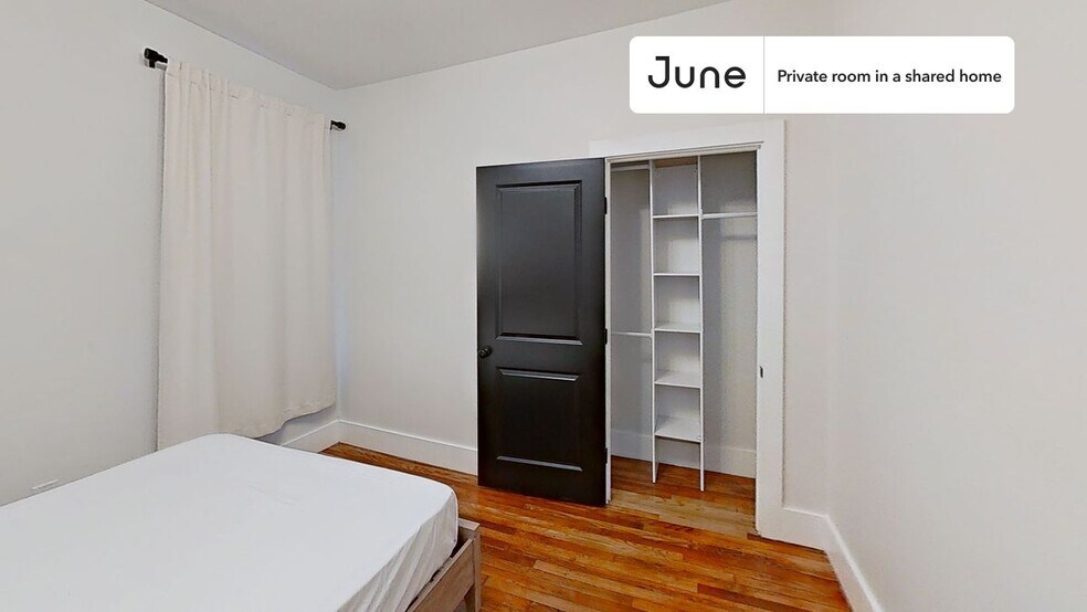 Building Photo - Room in Shared 5 bed/2 bath home