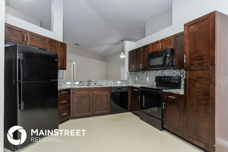 Building Photo - 1714 Putney Cir