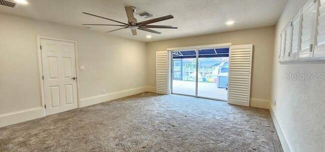 Building Photo - 2871 Coral Way