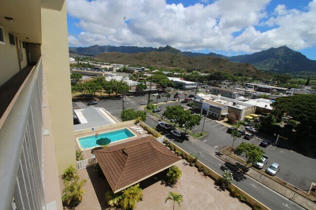 Building Photo - Live in the Heart of Kailua with Ocean Views!