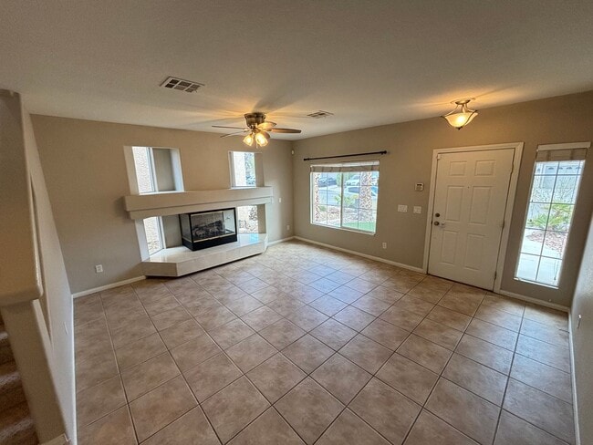 Building Photo - Beautiful two-story home with 4 BED / 2.5 BATH w Loft located in Henderson Nevada!