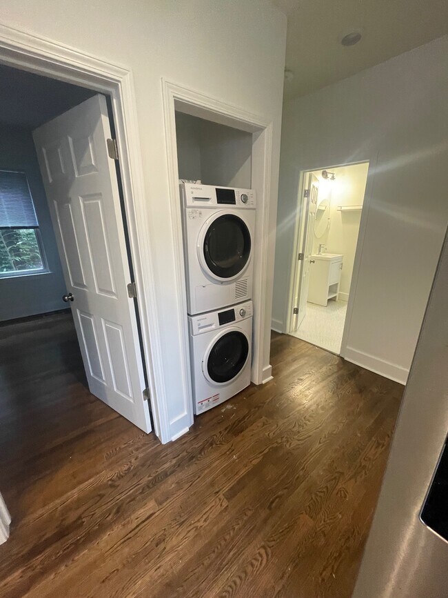 Building Photo - 1228 Glynn Ct