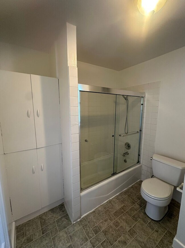 Building Photo - 1379-1383 24th Avenue