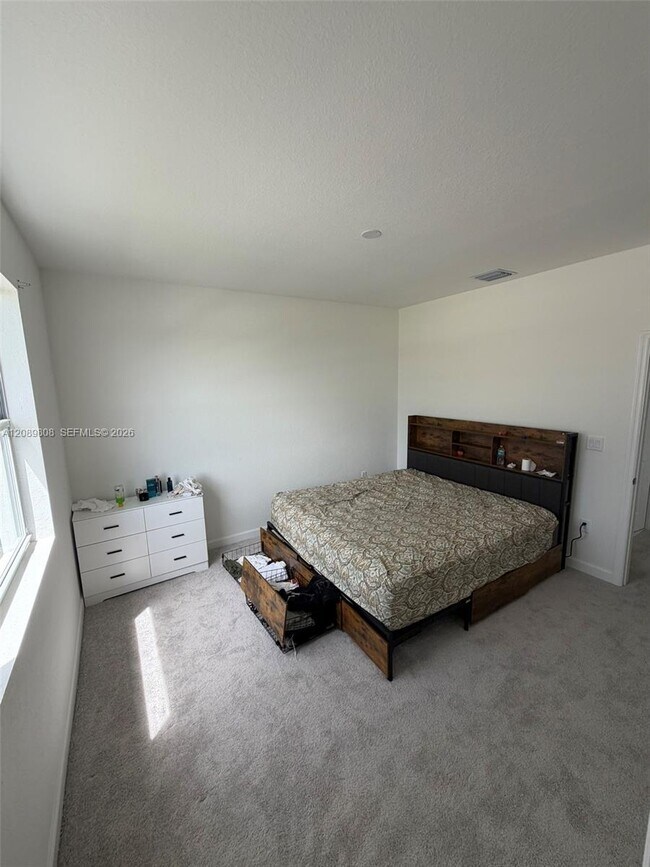 Building Photo - 35537 SW 189th Ct