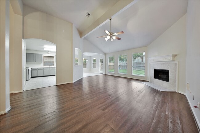 Building Photo - 17210 Red River Trail