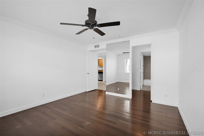 Building Photo - 1515 E Broward Blvd