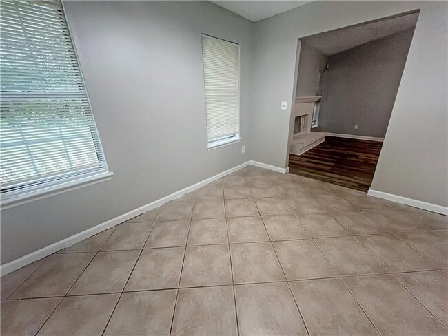 Building Photo - 10305 Wisteria Ln