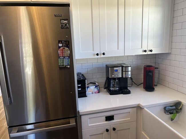 Building Photo - 390 S Garrison St