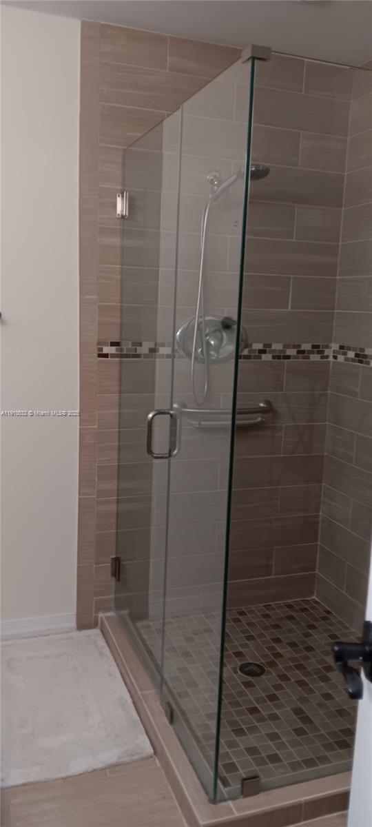 Building Photo - 2560 SW 11th St