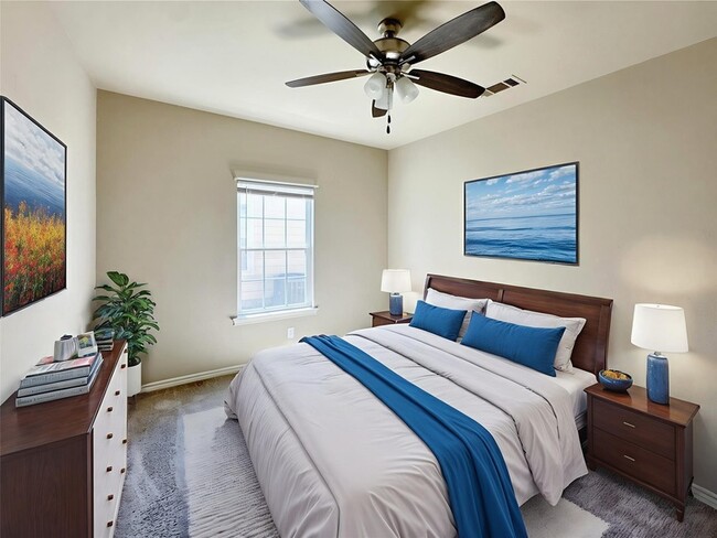 Building Photo - 811 S Wilson St