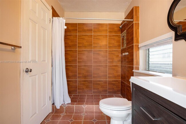Building Photo - 261 SW 48th Ct