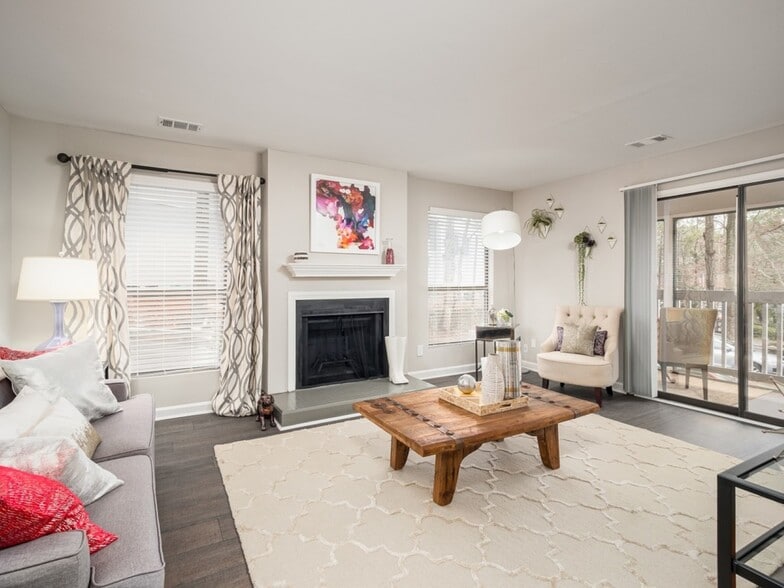 Building Photo - The Reserve at Ridgewood