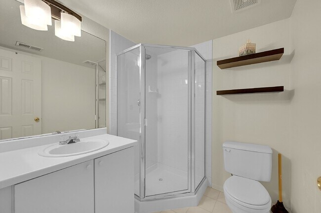 Building Photo - $2,250.00.- 2 Bedroom, 2 Bathroom, Single ...