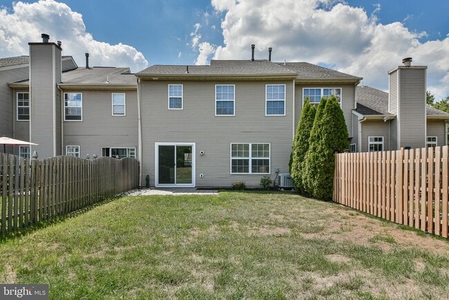 Building Photo - 35 Nutmeg Pl