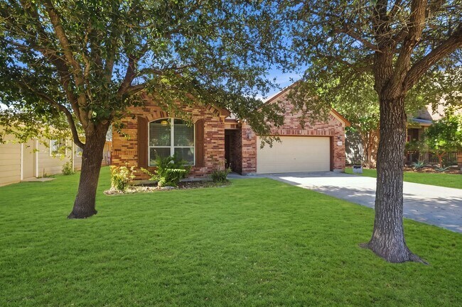 Building Photo - 4426 Semora Oak