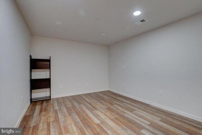 Building Photo - 1050 Moscariello Ln