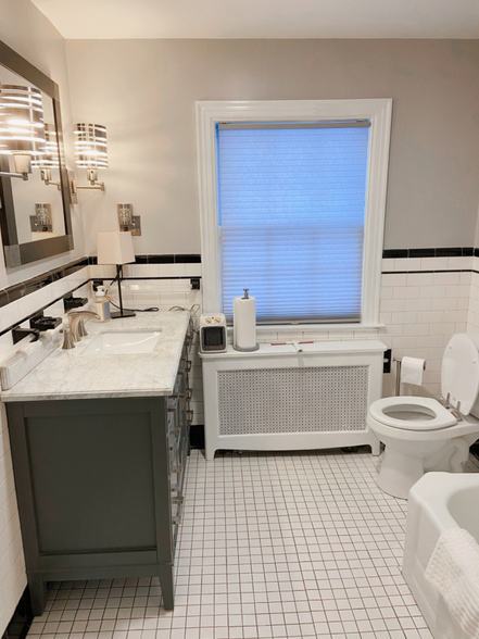 Full Bathroom W/ Shower & Tub - 205 Stimson Rd