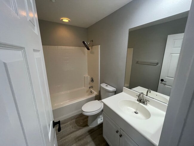 Building Photo - 33810 Willow Haven Ln
