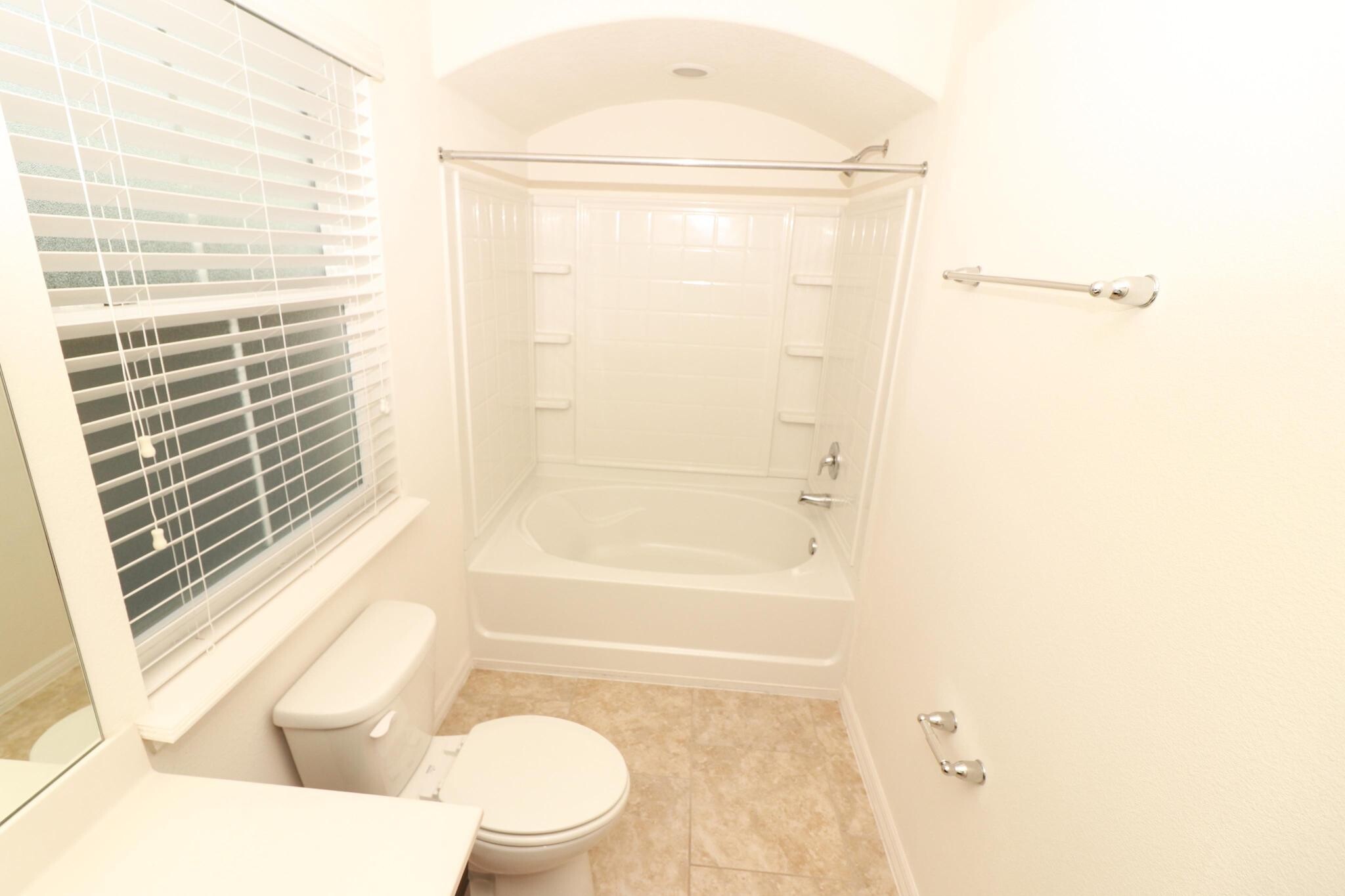 Building Photo - 104 Masters Ln