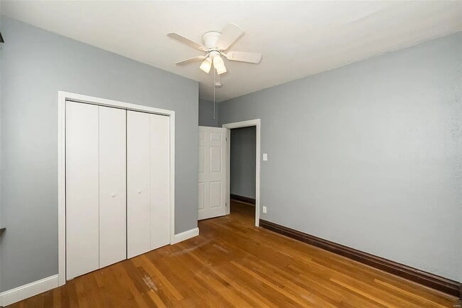 Building Photo - "Charming 2-Bed Duplex Retreat on Pennsylvania Ave – Spacious 1170 Sq Ft in Vibrant St. Louis!"