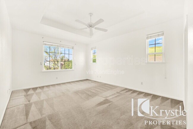 Building Photo - 3050 Blue Sky Ct