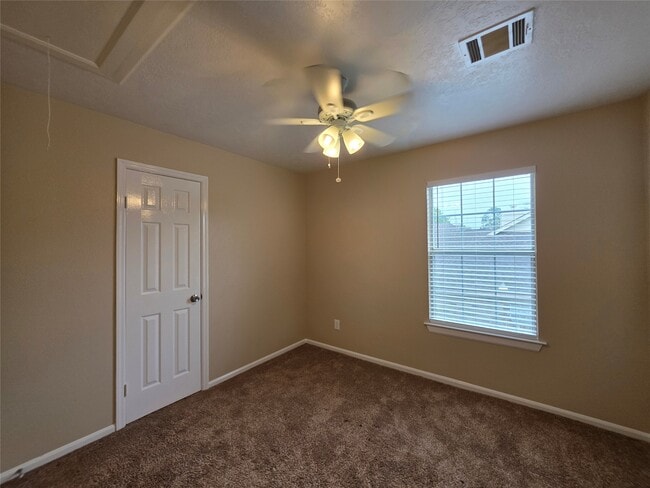 Building Photo - 1302 Teal Glen Ct