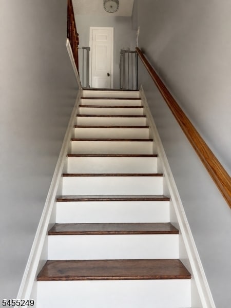 Building Photo - 22 Seton Hall Dr