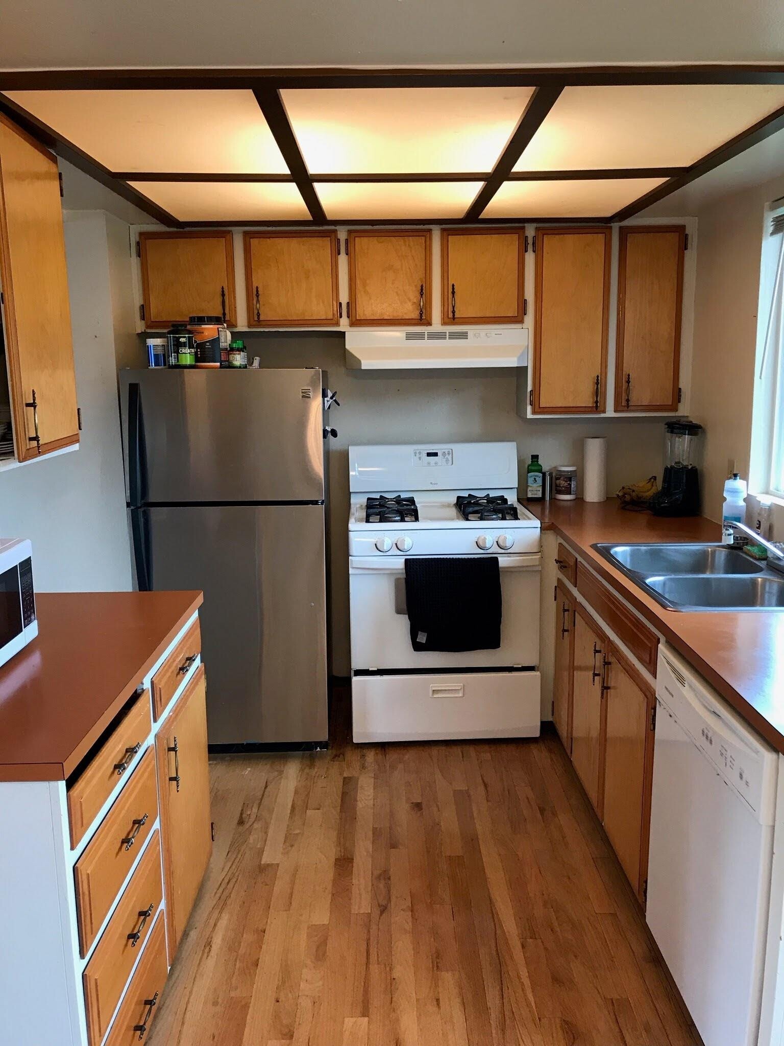 kitchen - 12312 NE 134th St