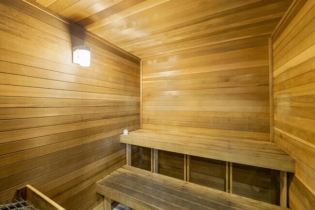 Building Photo - 2401 NE 65th St