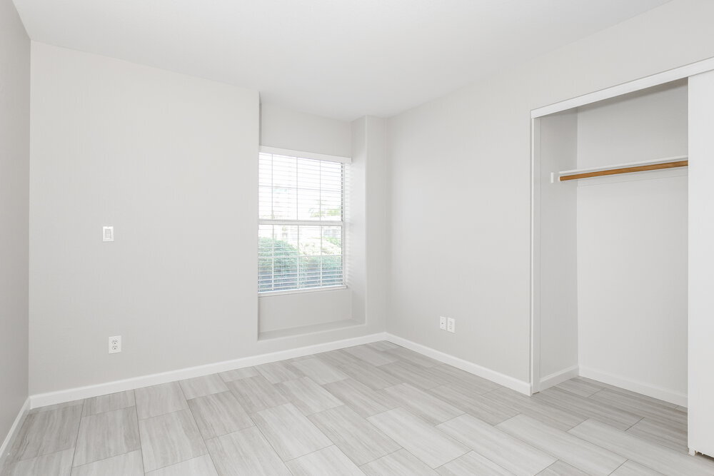 Building Photo - 6402 W Potter Dr