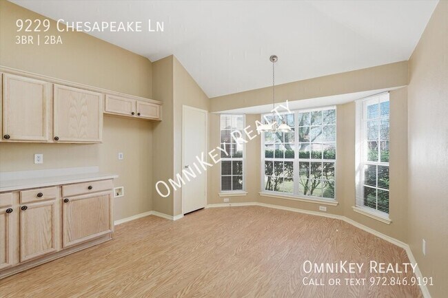 Building Photo - 9229 Chesapeake Ln