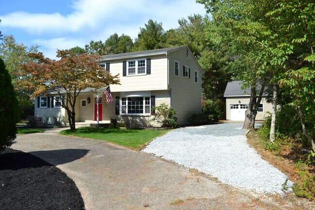Building Photo - 122 Seaside Ave