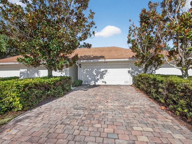 Building Photo - 2785 E Community Dr