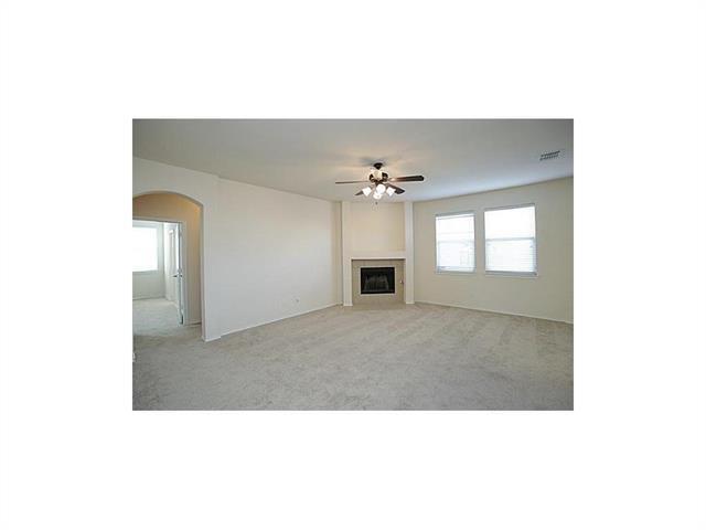 Building Photo - 1407 Hazelwood Dr