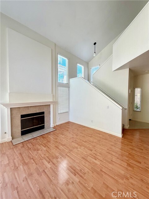 Building Photo - 8215 E White Oak Ridge