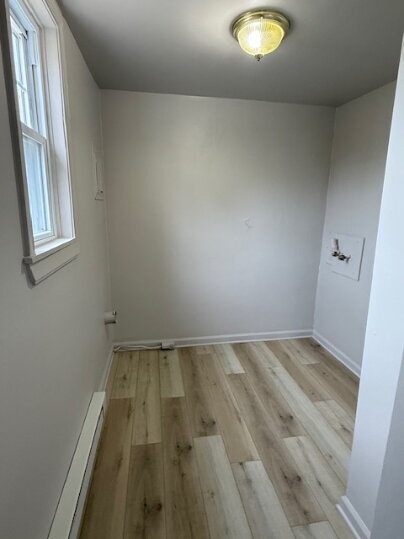 Building Photo - 1-Bed 1 Bath Property located at Cherrydale Ave.